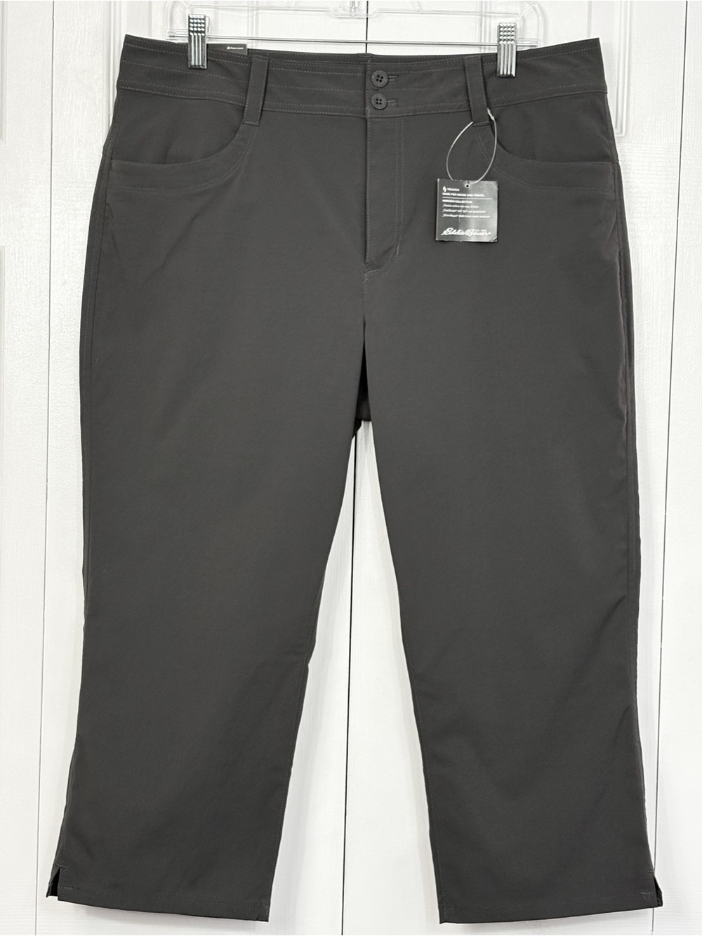NWT Eddie Bauer Travex Gray Slightly Curvy Horizon Hiking Capri Pants 14